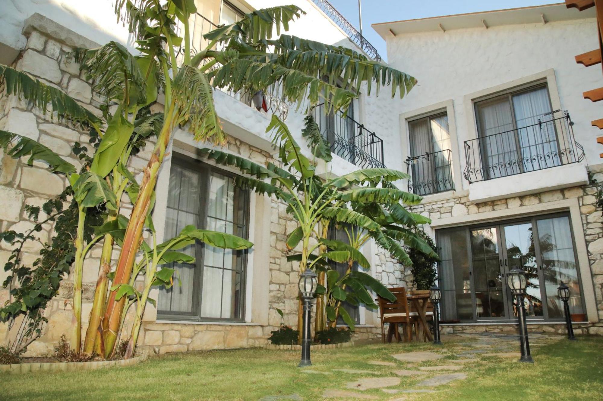 Huzurla Otel 伊兹密尔 外观 照片