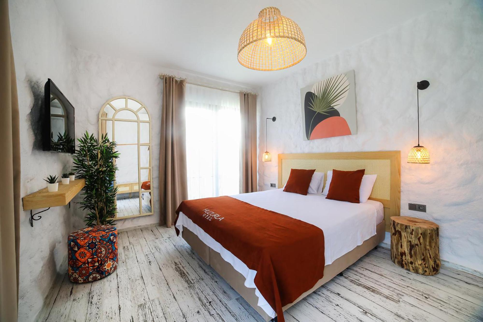 Huzurla Otel 伊兹密尔 外观 照片